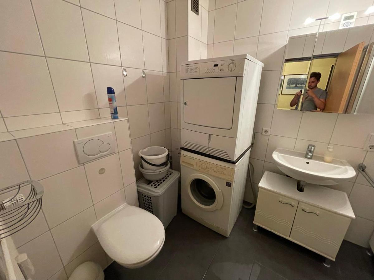 Schoene Einfache Ferienwohnung Mitten In Ольденбург Экстерьер фото